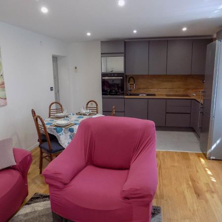 Oriella Apartmans&Room Novigrad Istria Esterno foto