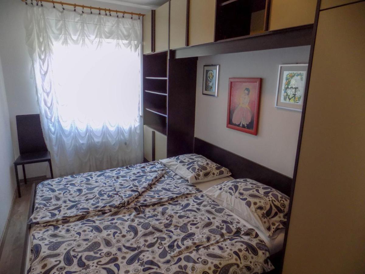 Oriella Apartmans&Room Novigrad Istria Esterno foto