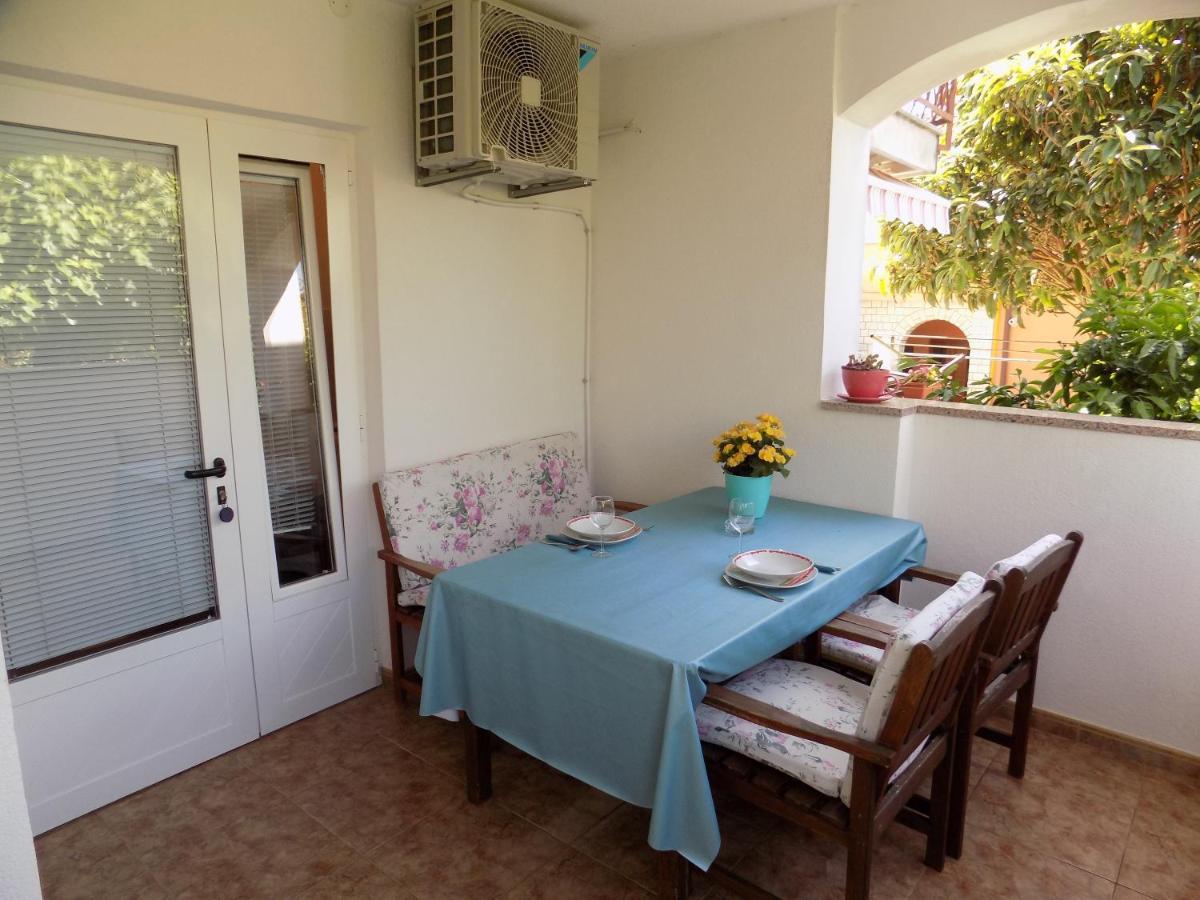Oriella Apartmans&Room Novigrad Istria Esterno foto